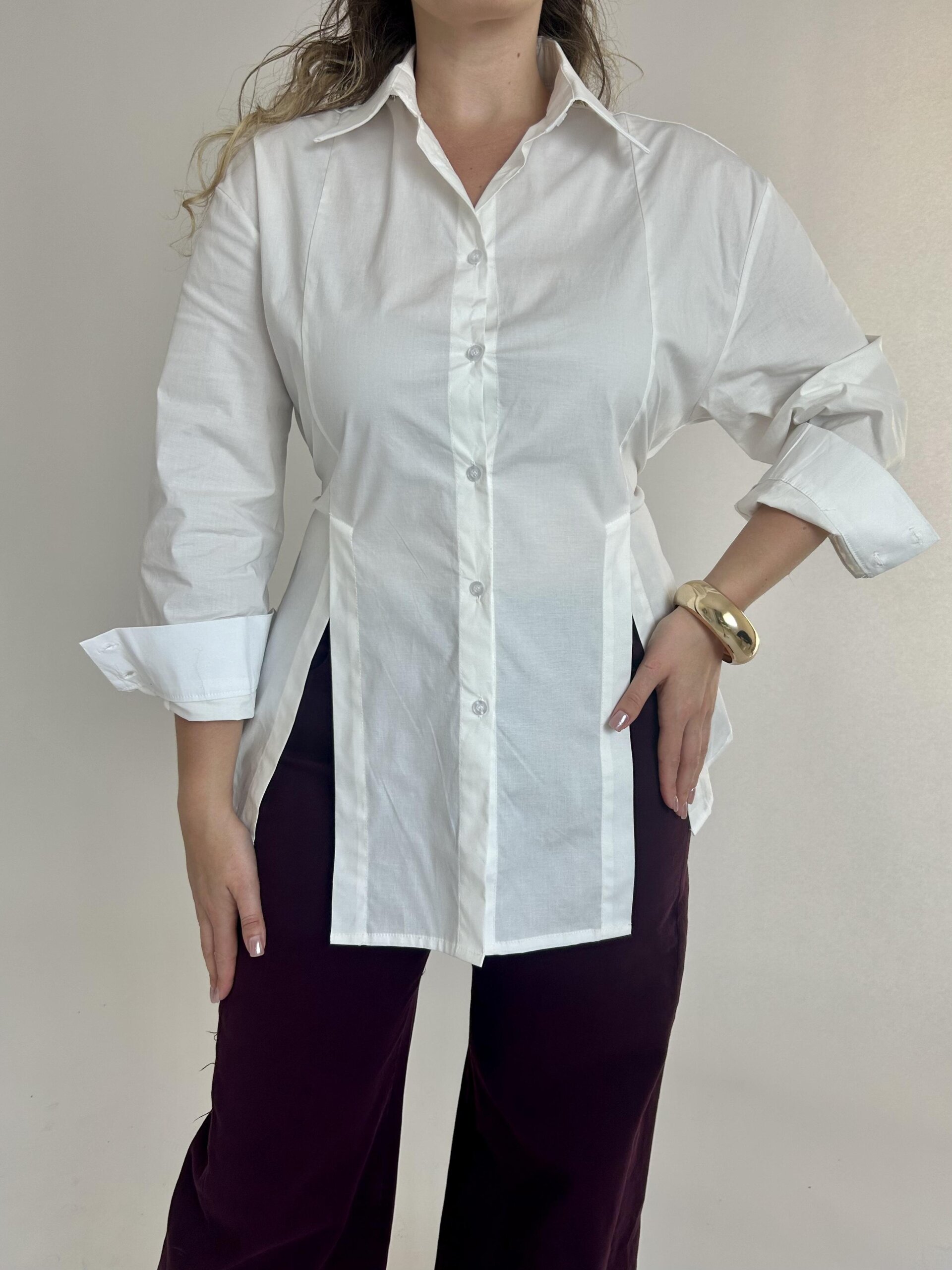 TALIOWANA BIAŁA KOSZULA